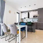 Апартаменты Ledeno Luxury