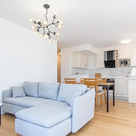 Ledeno Luxury Split