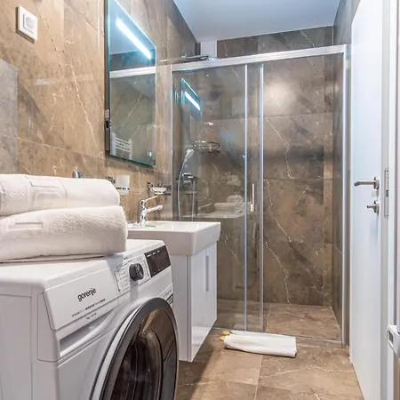 Ledeno Luxury * Split