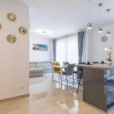 Ledeno Luxury *