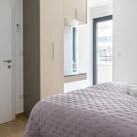 Ledeno Luxury شقة سبليت