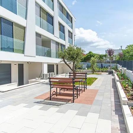 Ledeno Luxury Apartman *