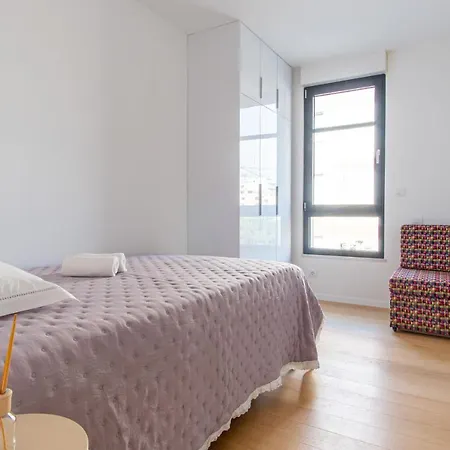 Ledeno Luxury سبليت