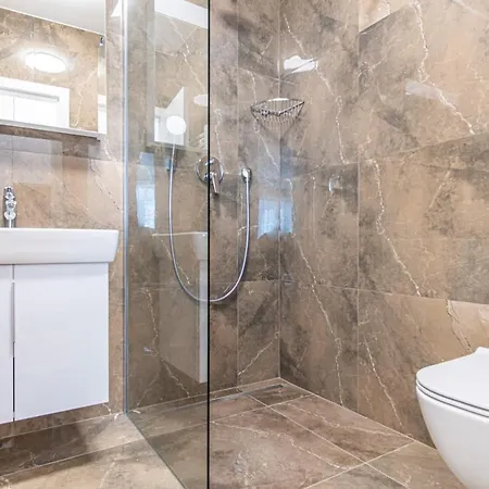 Ledeno Luxury * Split